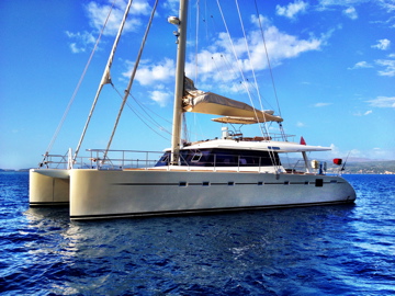 Catamaran Moonstone will take you to activities on St Martin / St Maarten