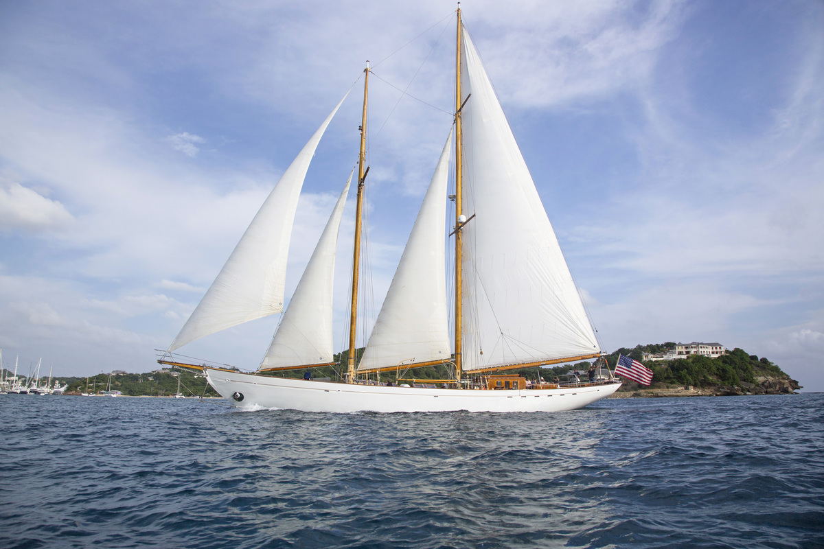 Benefits of classic sailing yacht charter - S/Y EROS