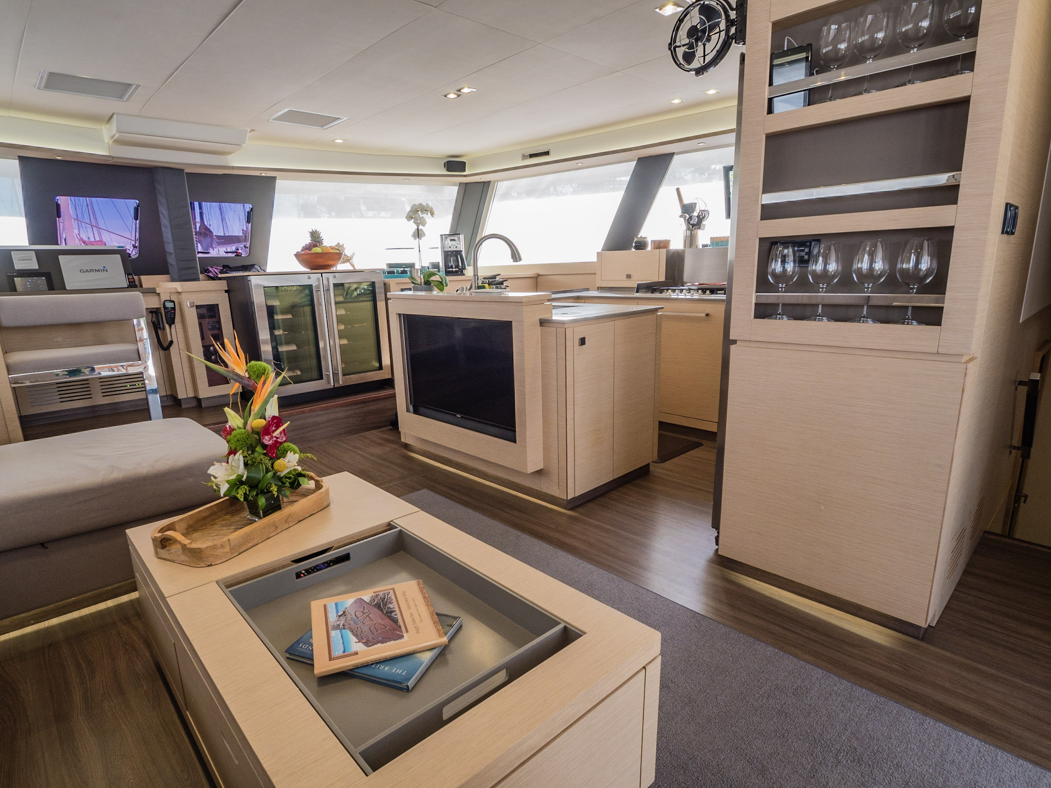 See Why People Rave over PORT TO VINO an Outstanding BVI Catamaran Charter
